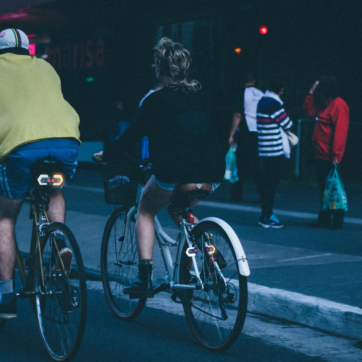 MODERN WIRELESS BICYCLE FRONT AND REAR LIGHTS